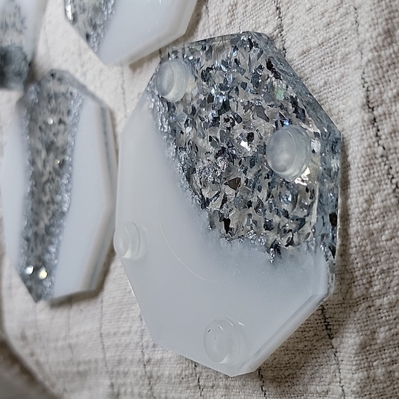Handmade Shattered Glass Effect Glittery Silver Unique Coaster Set - Picture 5 of 7